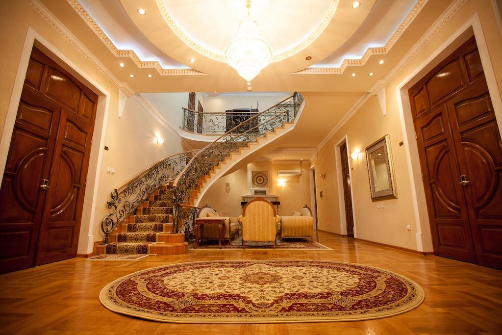 Twins Hotel Dushanbe Ngoại thất bức ảnh